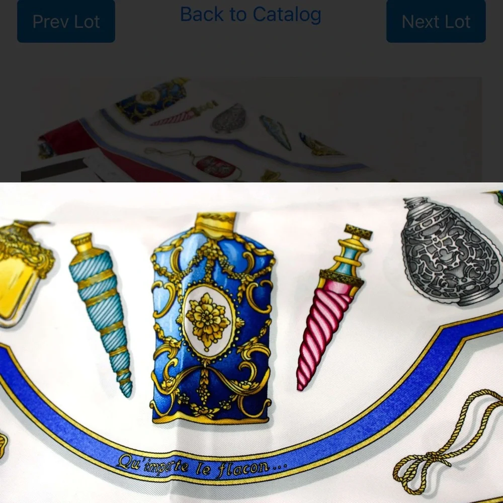 Authentic Hermès Silk Scarf in Red, Blue and Gold Floral Frame with COA. - Picture 7 of 10